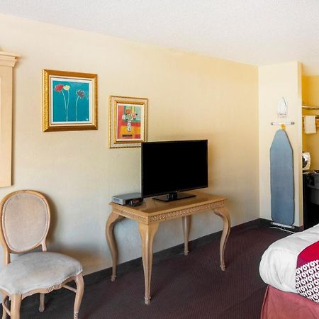 Oyo Hotel Guymon Ok Us-64 エクステリア 写真