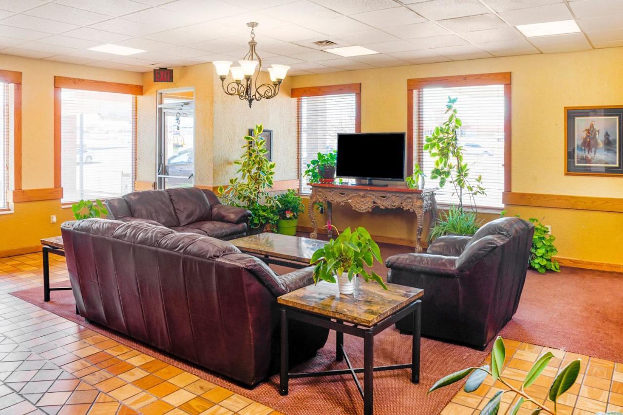 Oyo Hotel Guymon Ok Us-64 エクステリア 写真