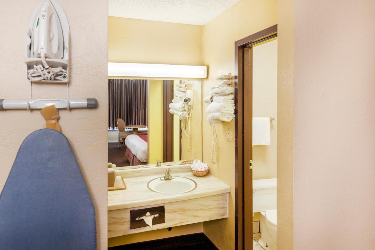 Oyo Hotel Guymon Ok Us-64 エクステリア 写真