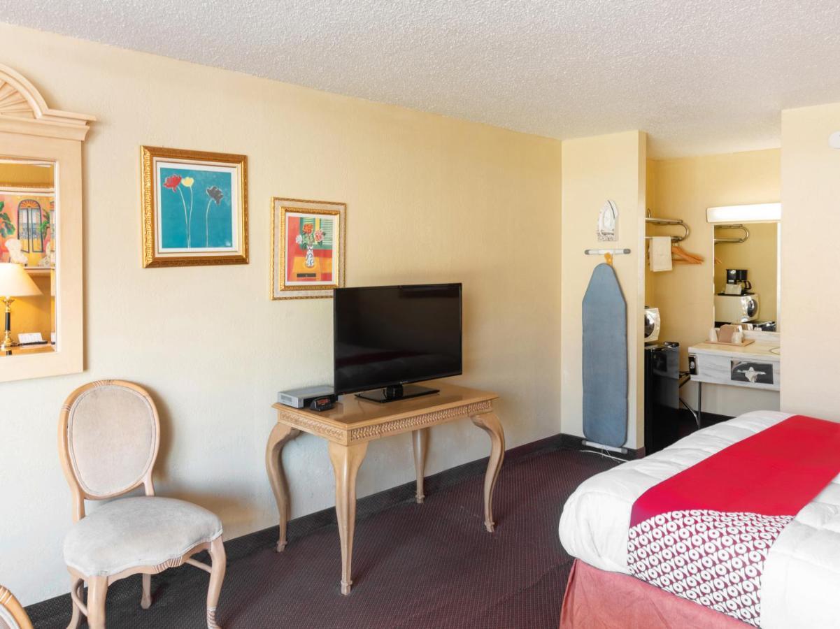 Oyo Hotel Guymon Ok Us-64 エクステリア 写真