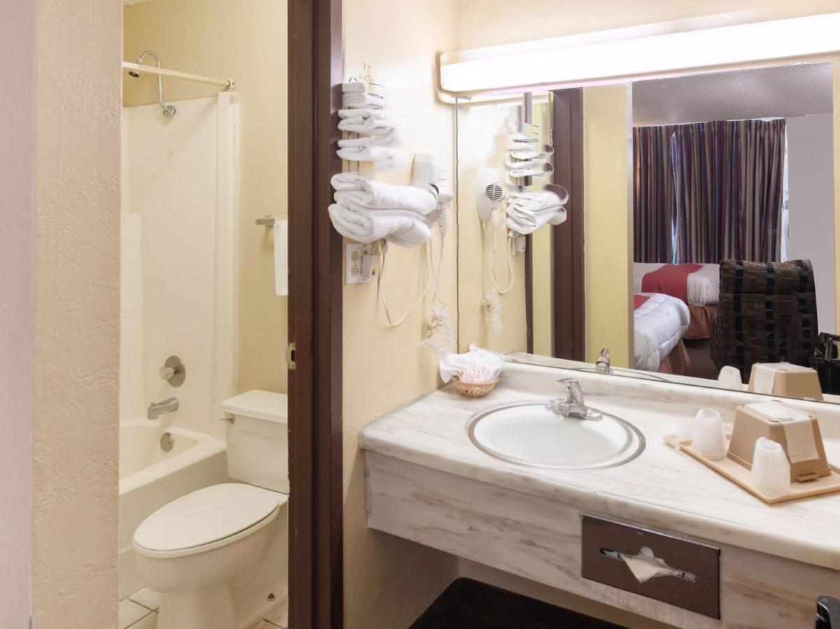 Oyo Hotel Guymon Ok Us-64 エクステリア 写真