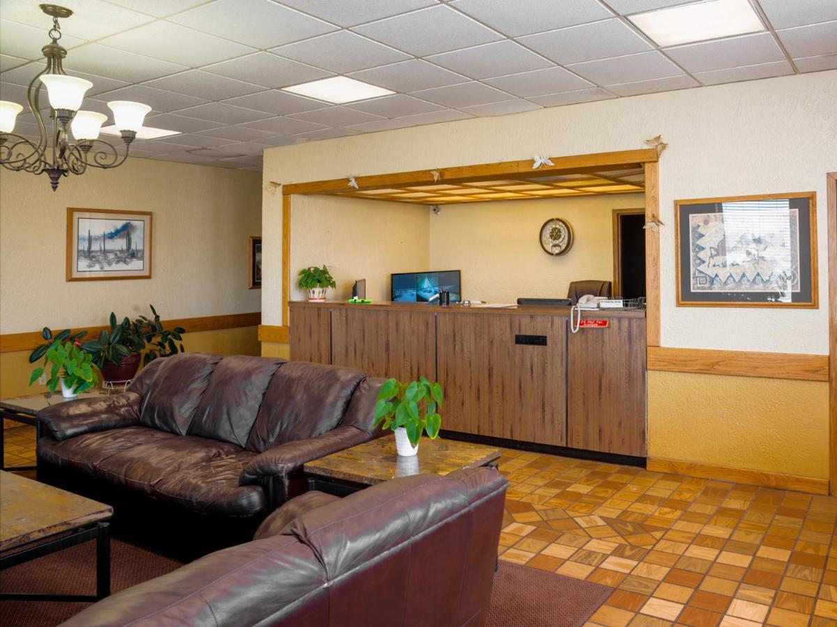 Oyo Hotel Guymon Ok Us-64 エクステリア 写真